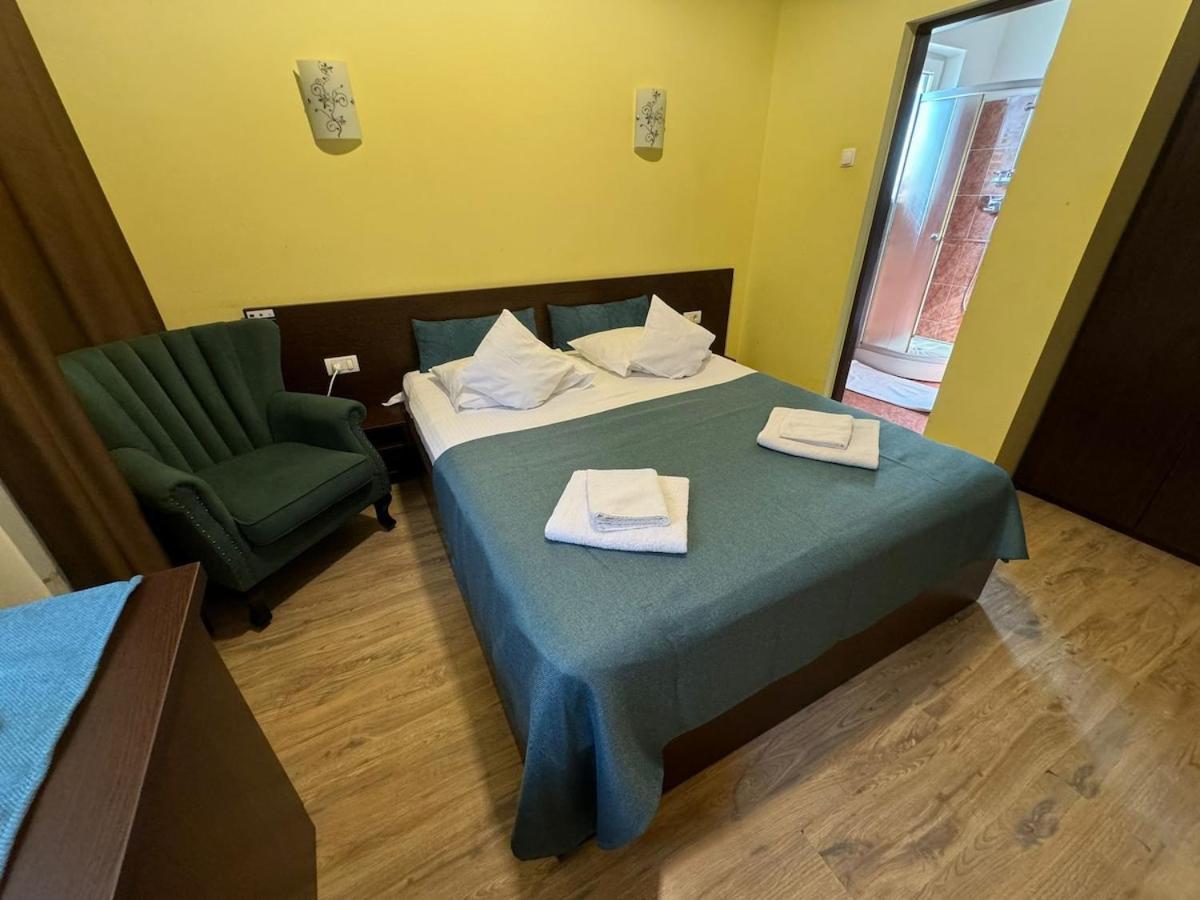 Tomis Pensiune Băile Felix Buitenkant foto